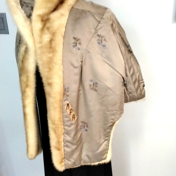 Vintage 1950's - 1960's Blonde Mink Stole with shawl collar - Picture 9 of 16
